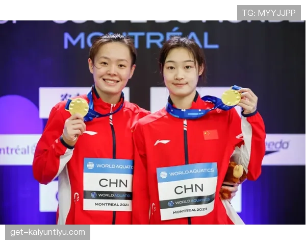昌雅妮随手一拍，光线都比我年终奖还体面