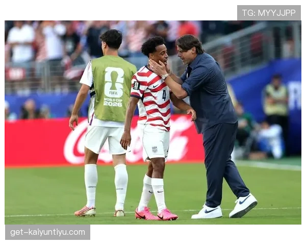 美国2-0击败波黑：东道主晋级世界杯16强
